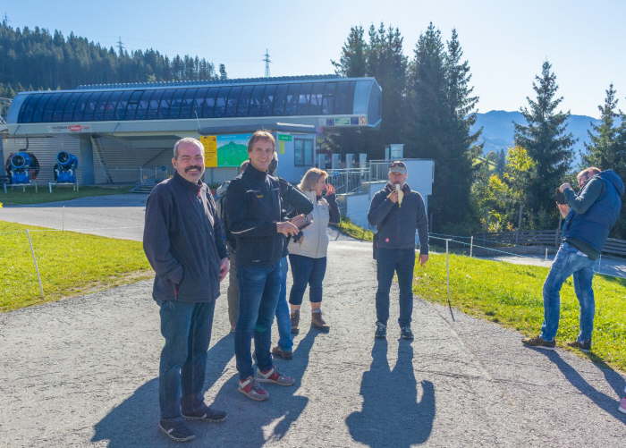 0f8d5770-e717-45c3-8e0f-6c193ce5eee9