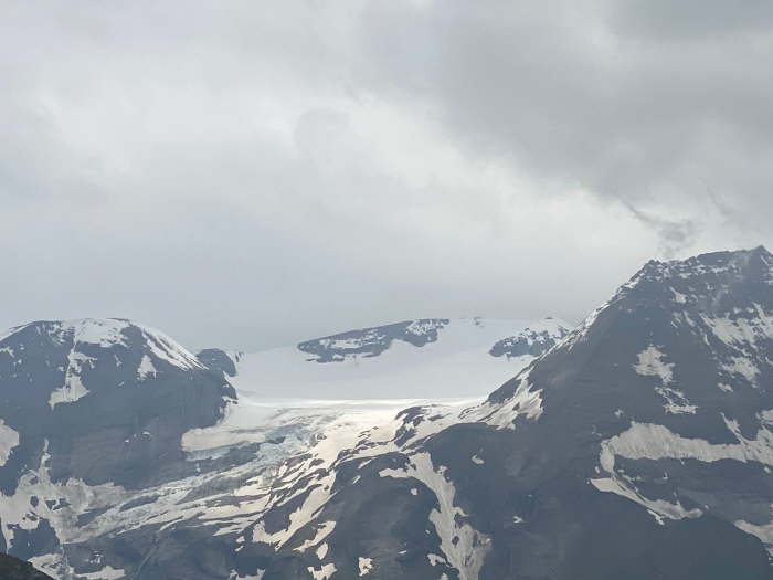 0fc9f279-b47f-4e96-95c8-383529bdb3fa