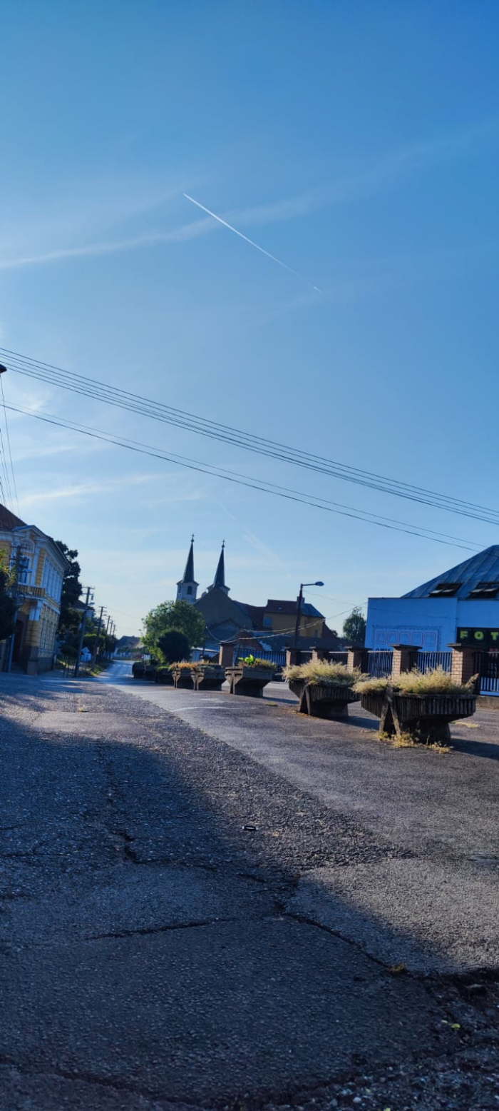 14c590f1-5fe3-413e-a24d-fc79c0da8b83