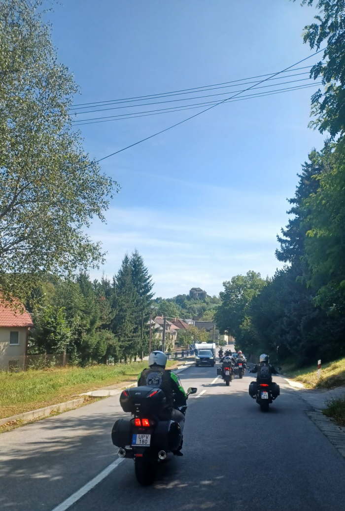 155c127a-0ad5-4404-9633-e6f0b18b6144