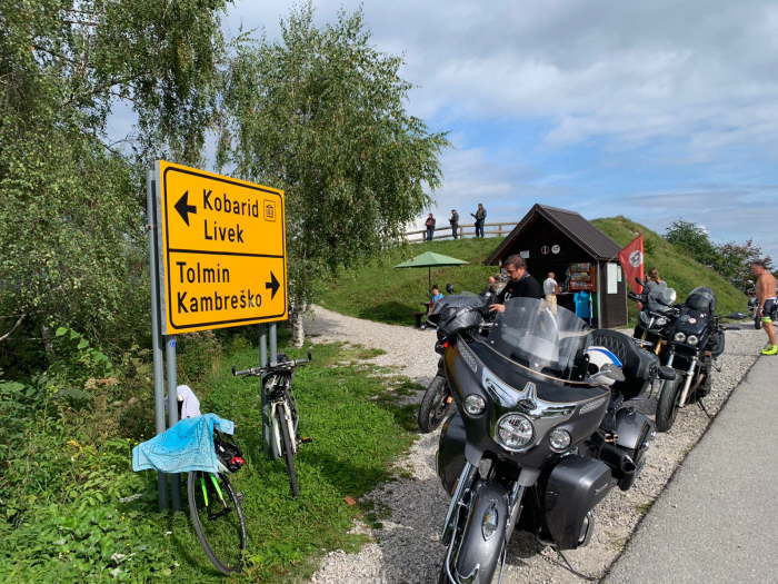 2ac05406-f1db-44ec-9003-9fee689bca63