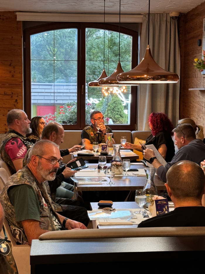 3b99a3f1-2c42-4ee2-a4fa-a2f0b5ac144a