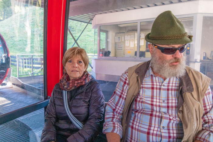 4980ad9d-0446-49c3-aca0-55f1c3b14012