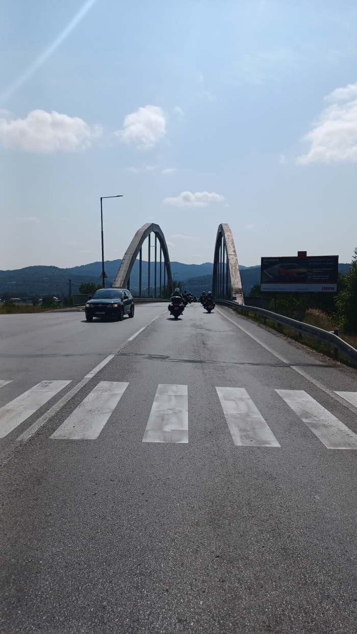 4c484134-bf5f-4eff-ac37-37297bfbf572