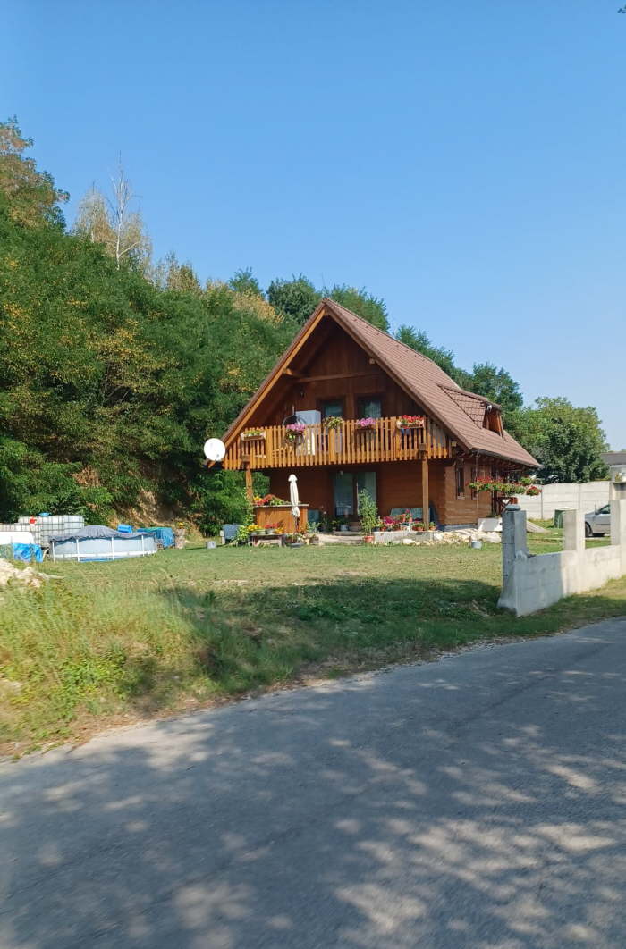 4e7aa741-c30a-41dc-a672-b8a8610dfef3