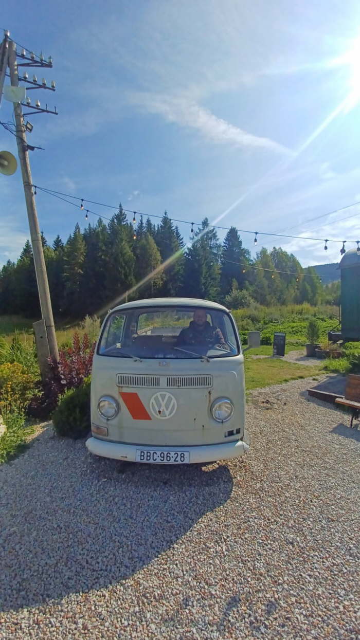 58241a85-1e2c-4ee0-ae71-c42f78325094