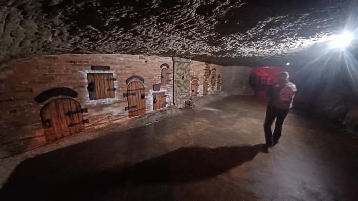 5f71513d-79a5-4fa4-b3bd-9261887dcb84