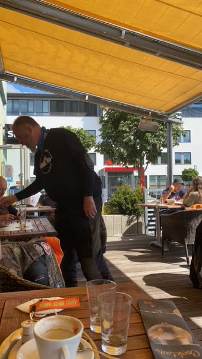 66DE21CE-CBFB-44E3-BCB5-9767F4A32750