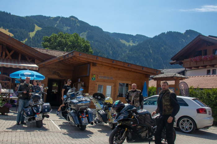 6dc56439-ff1b-4759-ae7f-7f48b85f06a1