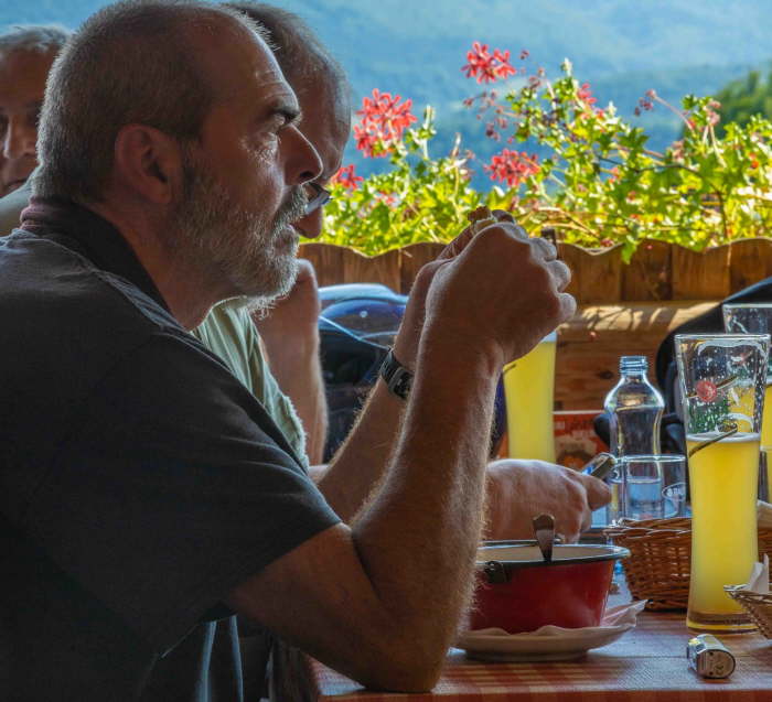 796a3bae-42fd-496b-ad9e-585151a29f7f