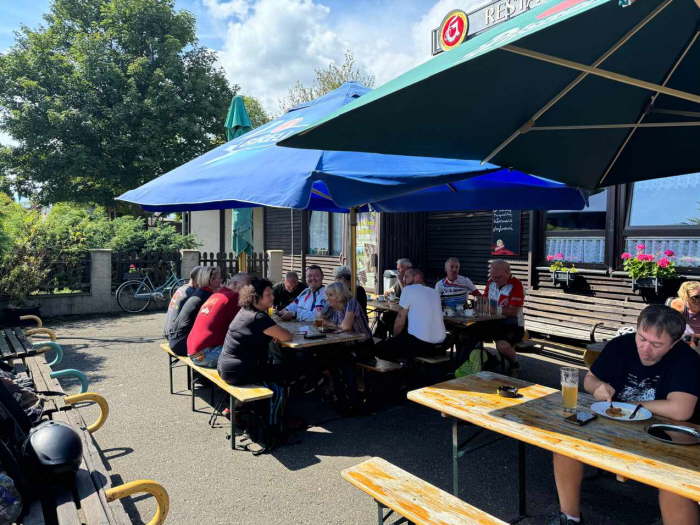 8ef1a546-9a7a-495a-9b05-2a4bb1f4788d