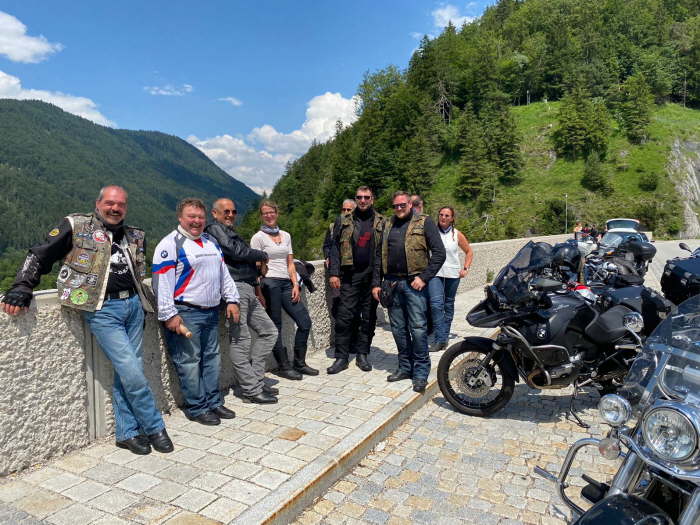 8f5a4a47-66eb-4135-ab2e-1b3c55cf0fbc