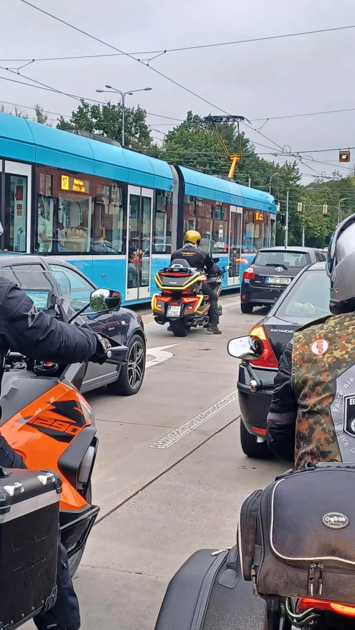 954ca2f3-9058-490f-9cdf-a44bb510bde3