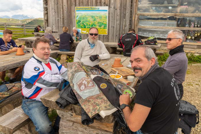 97e035d7-e9b6-444d-bcdc-d04a60a86393