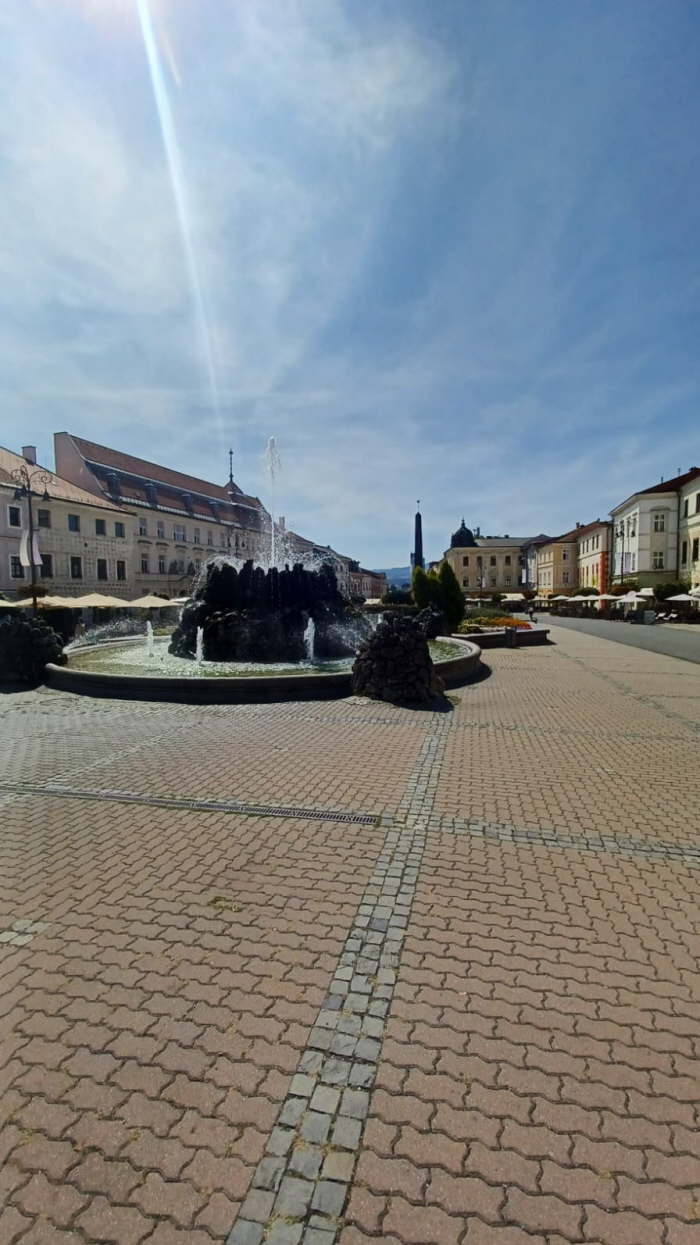 9a513e17-c6ce-4504-bbcb-17fc2b10da20