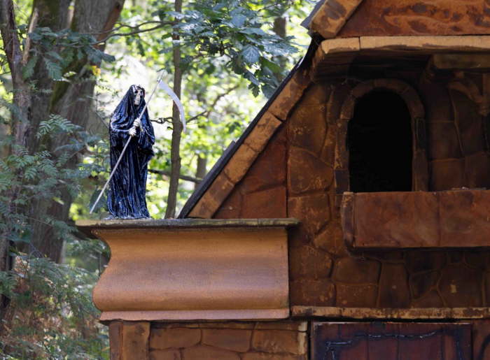 9ab4a104-bbbe-4999-a9d9-386adf7f9399