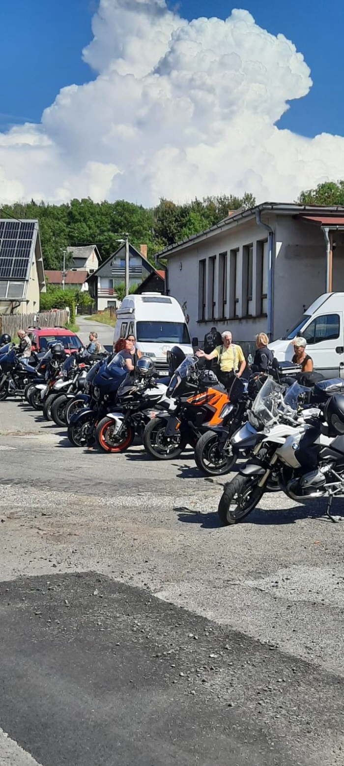 c76197ca-801a-4dff-85fe-f54742fe7938