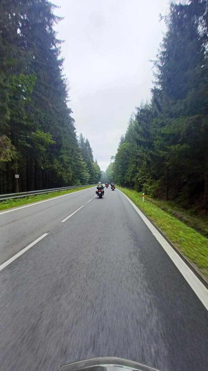 d3bea5d8-bf8f-46a8-8a87-30b7c6809f12