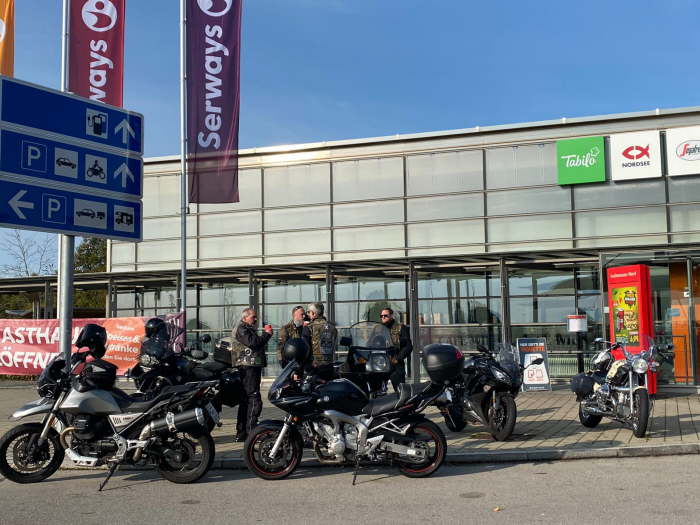 d9cda716-c1f7-4cdb-ad5c-371033288860