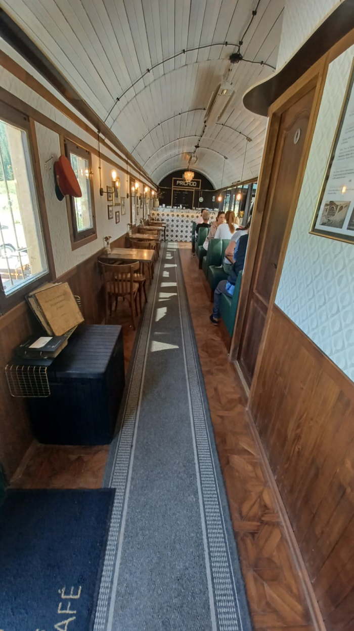 ef19c028-bc02-4841-a8e2-c972d1781176